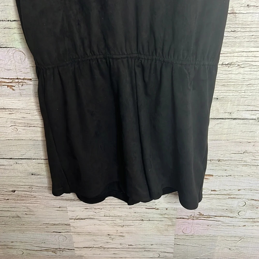 4. Brunette the label velour romper back size  xs /s - Picture 2 of 6